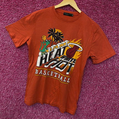Miami Heat White Hot Basketball Graphic T-Shirt Small