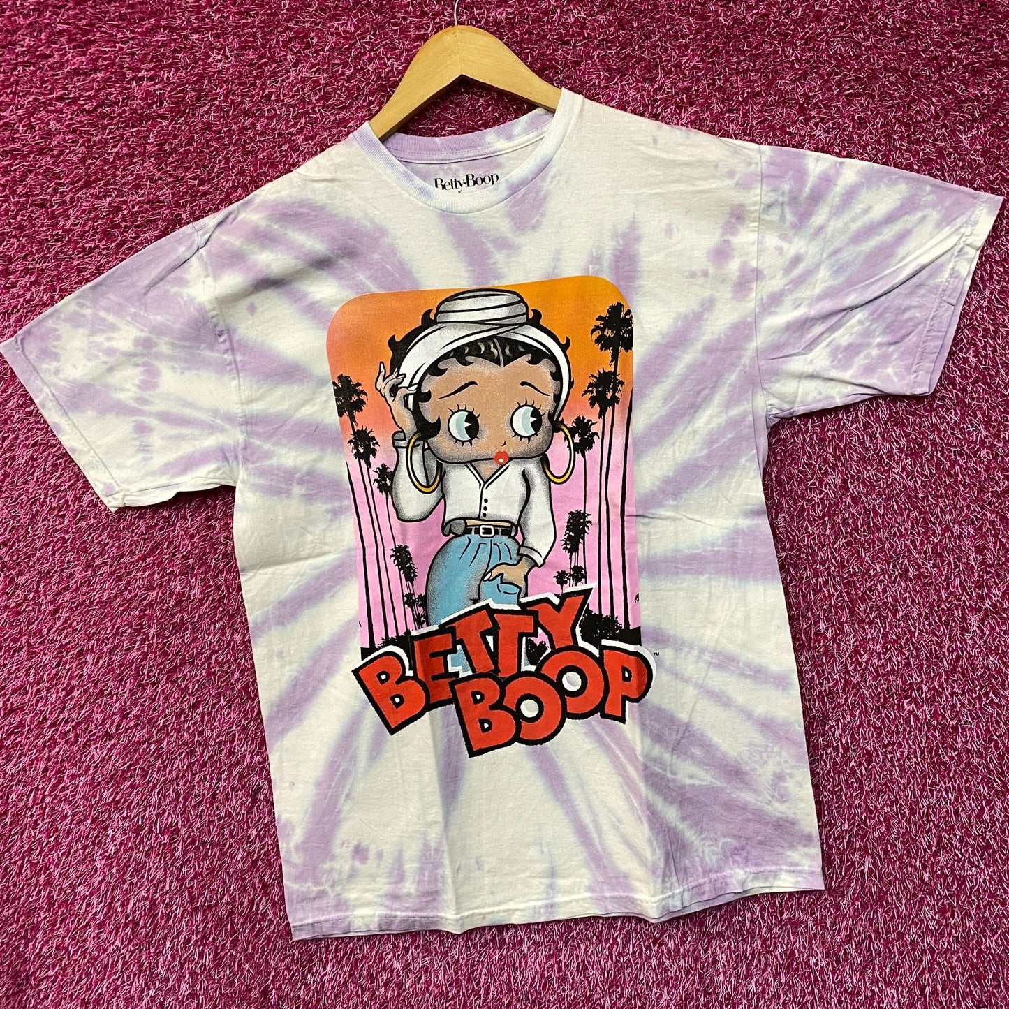 Betty Boop At Sunset Blvd Tiedye Tshirt size Large