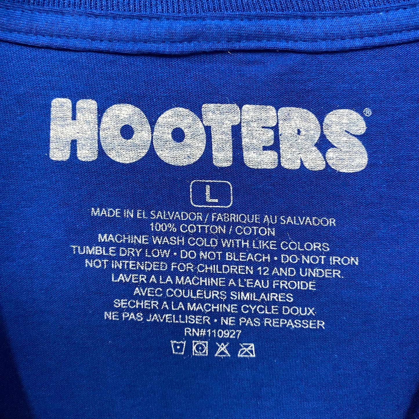 Hooters Coming In Hot Delightfully Tacky Since 1983 T-Shirt Large