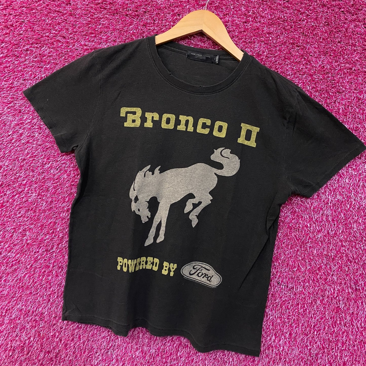 Junk Food Clothing Women's Bronco 2 Born Wild Graphic T-Shirt Small