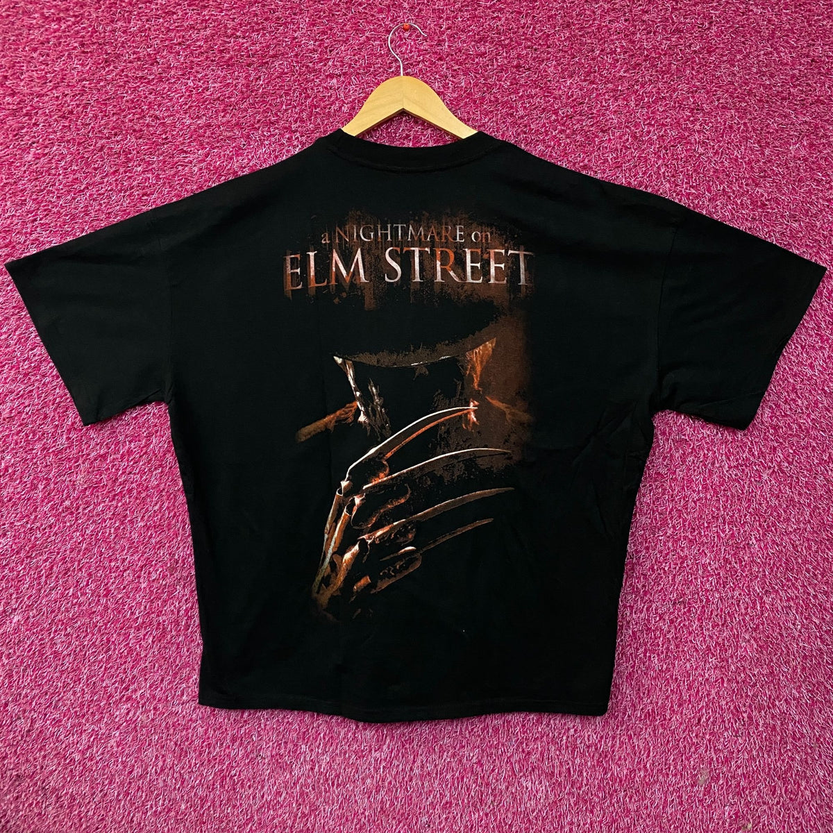 A Nightmare on Elm Street Freddie Krueger Graphic Tee XL
