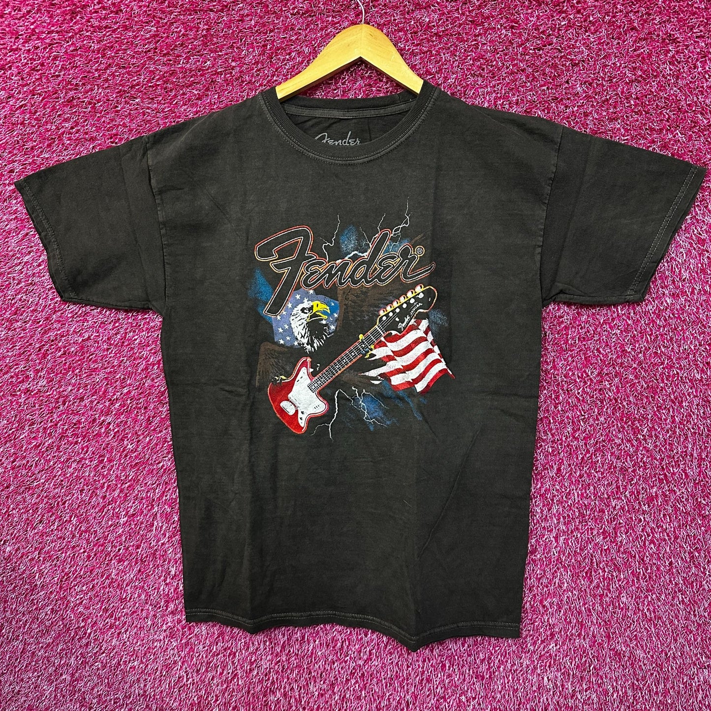 Fender American Electric Guitar Manufacturer Eagle Tee L