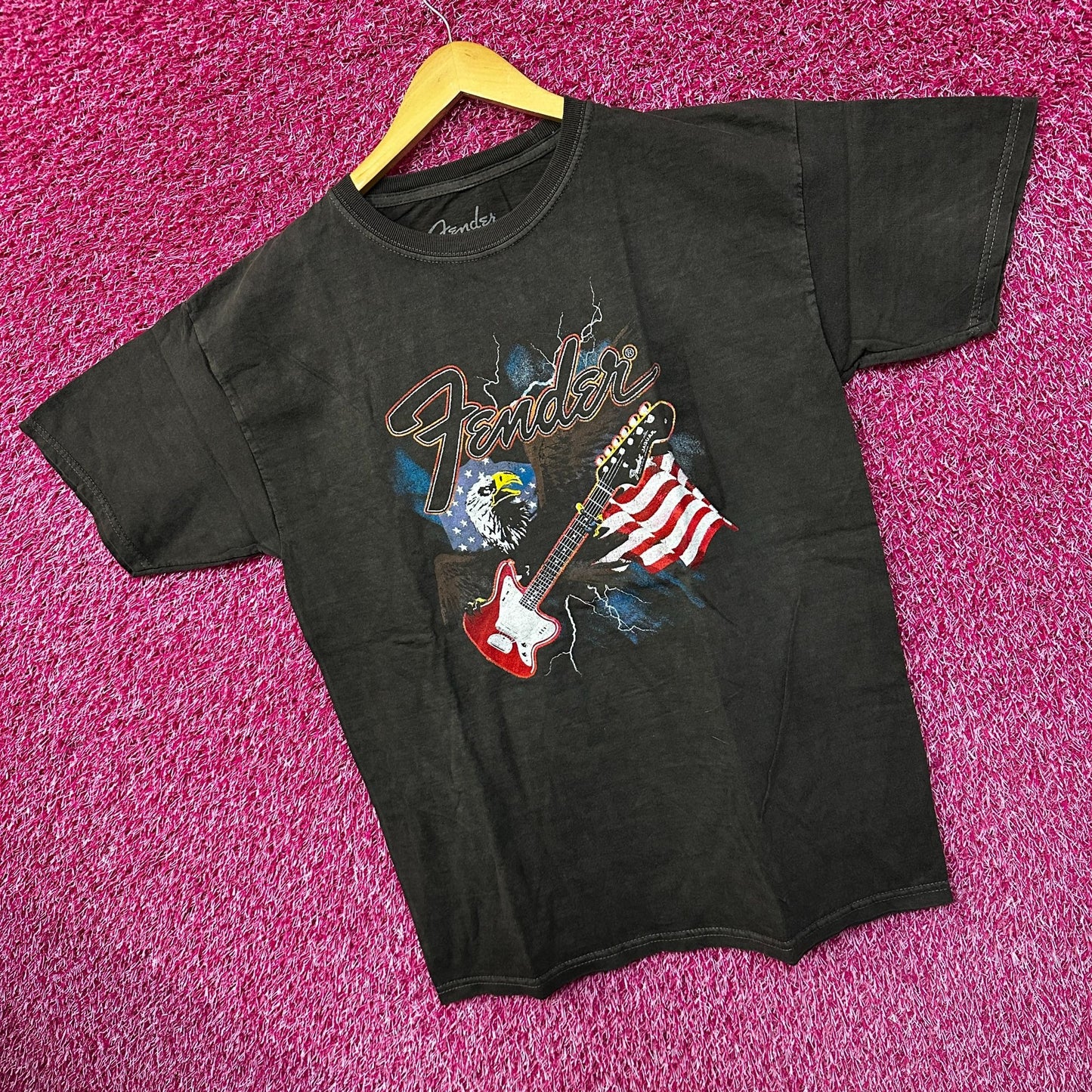 Fender American Electric Guitar Manufacturer Eagle Tee L