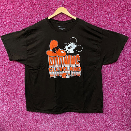 Junk Food x NFL Disney Mickey Mouse Kick Back Browns Cleveland Brown Shirt 2XL