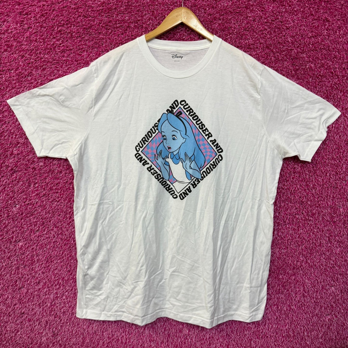 Alice In Wonderland Curiouser and Curiouser T-shirt size 2XL