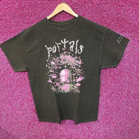 Melanie Martinez Portals green Tee XL