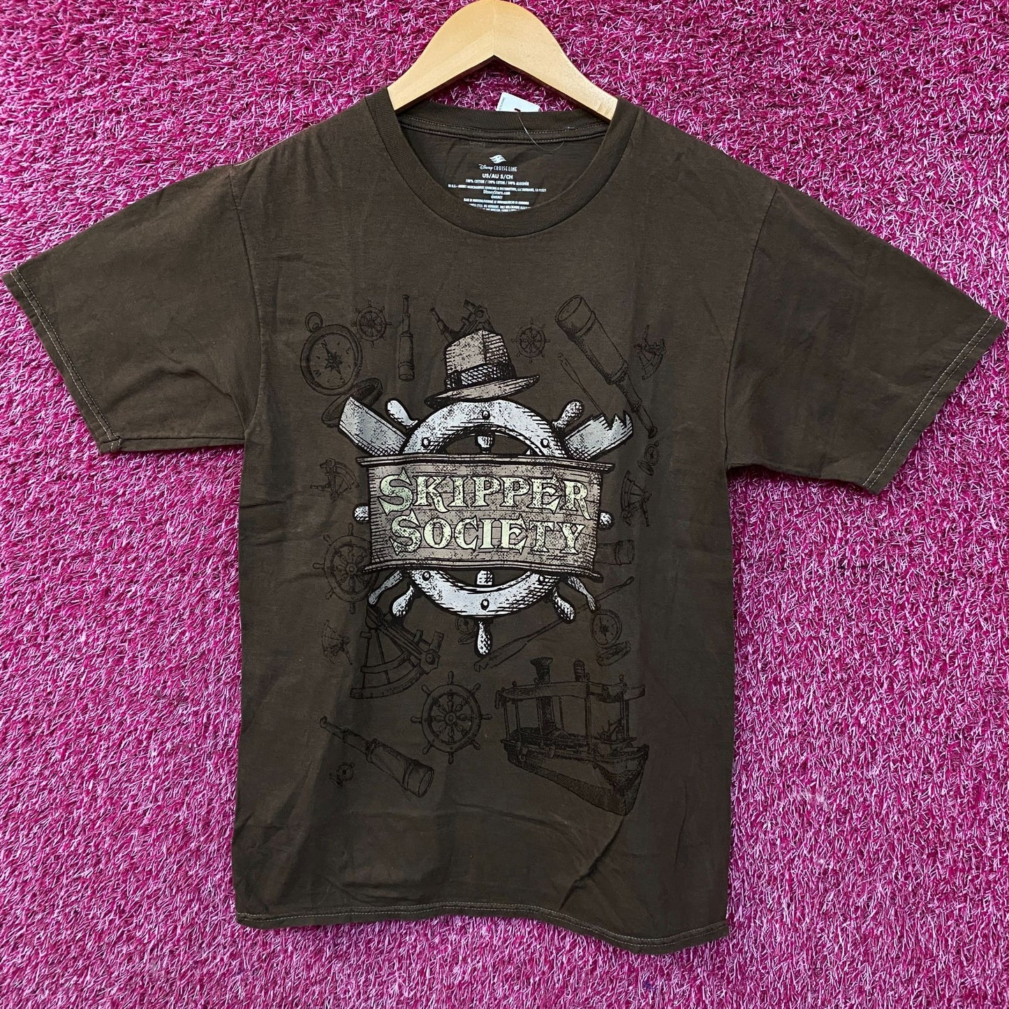 Skipper Society Disney Tshirt size Small