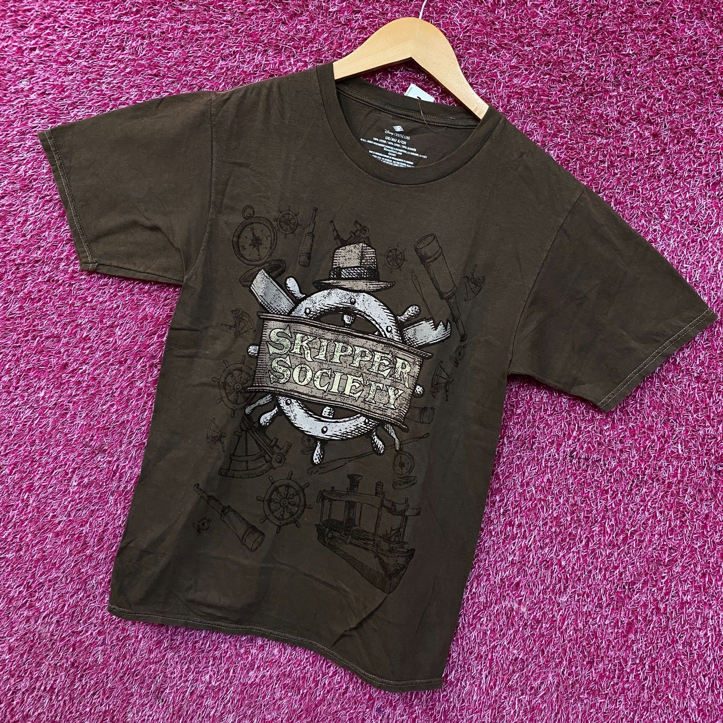 Skipper Society Disney Tshirt size Small