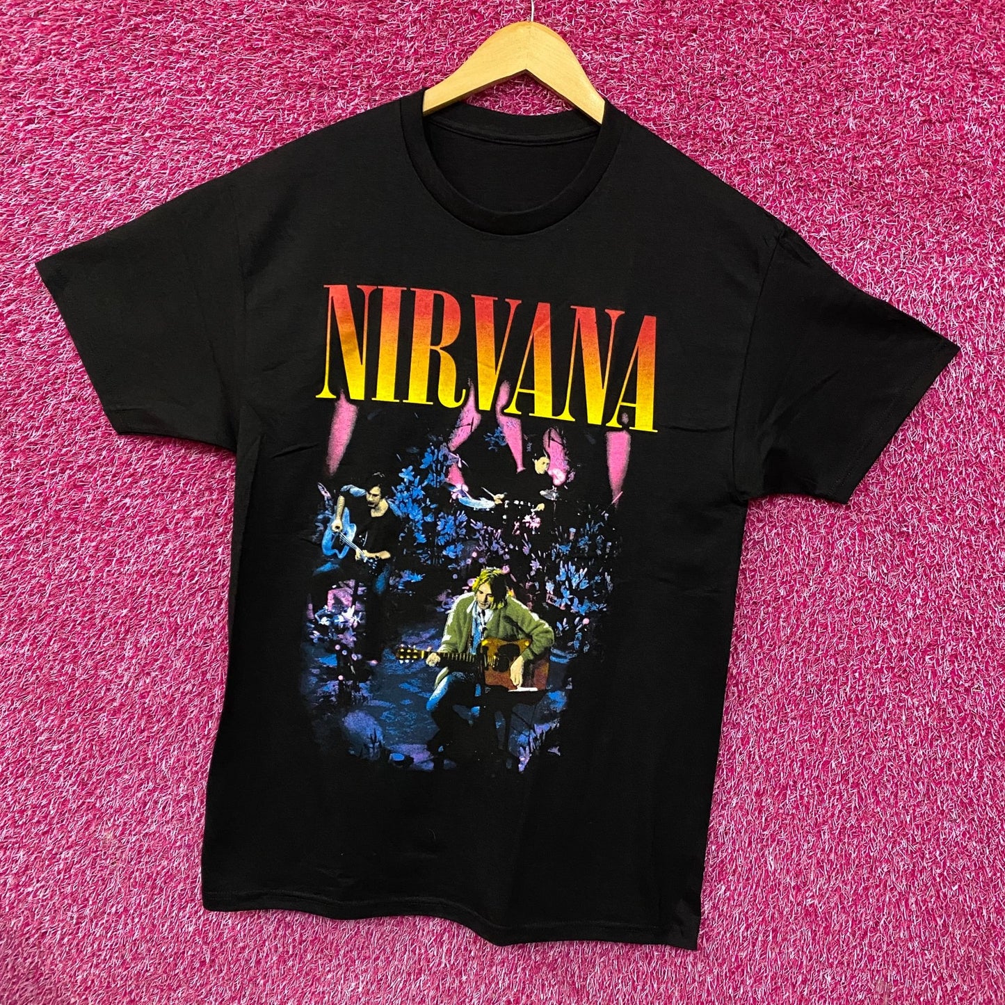 Nirvana Unplugged in New York Performance Graphic T-Shirt XL