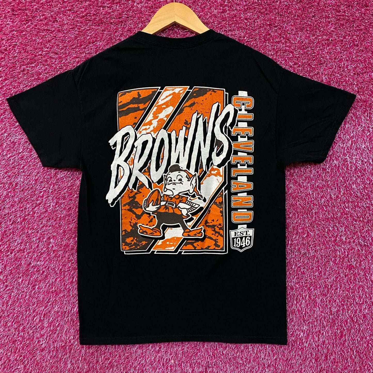 Junk Food Clothing NFL Cleveland Browns Shift T-Shirt Small