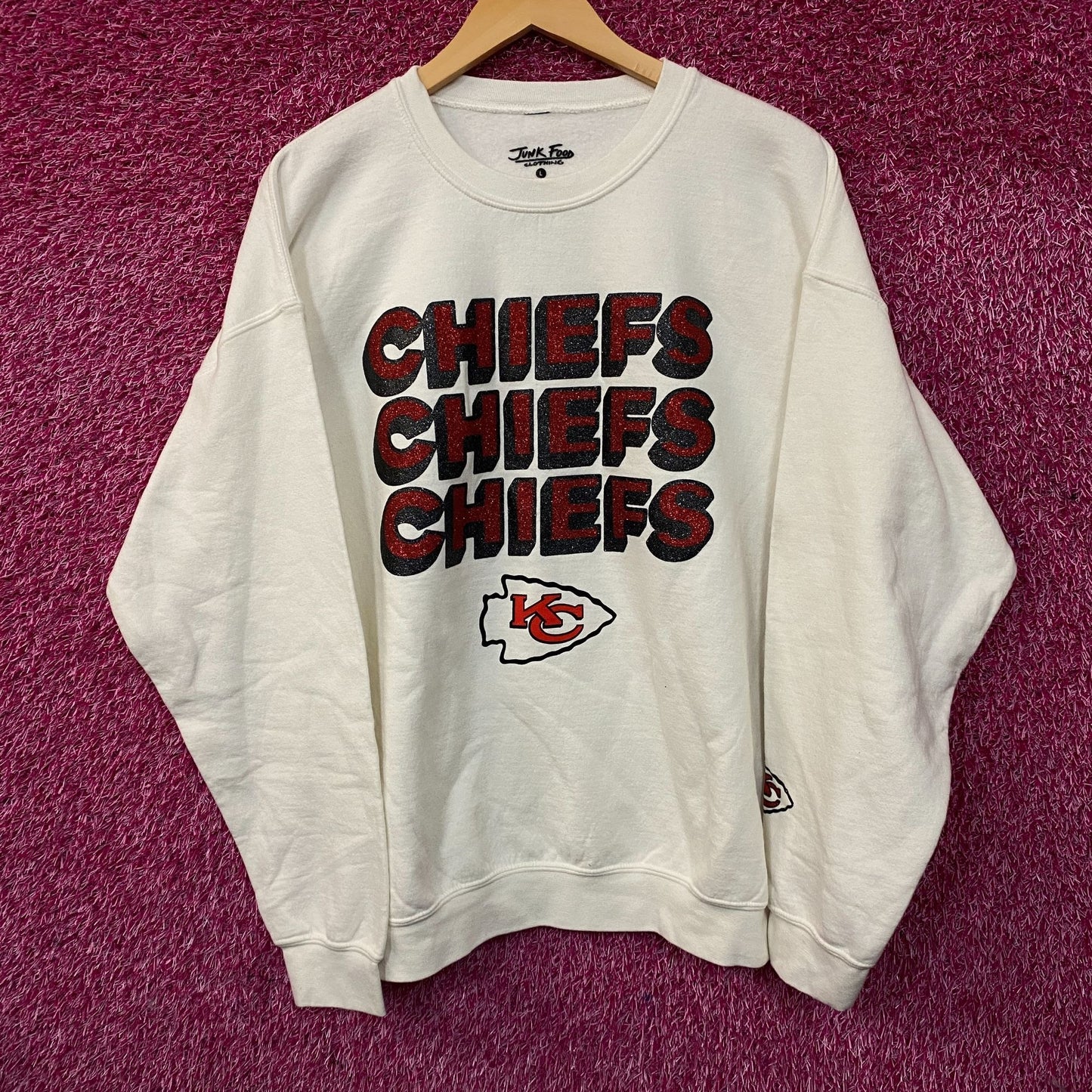 Junk Food Clothing Kansas City Chiefs Repeat Bling Glitter Crewneck Sweatshirt Large