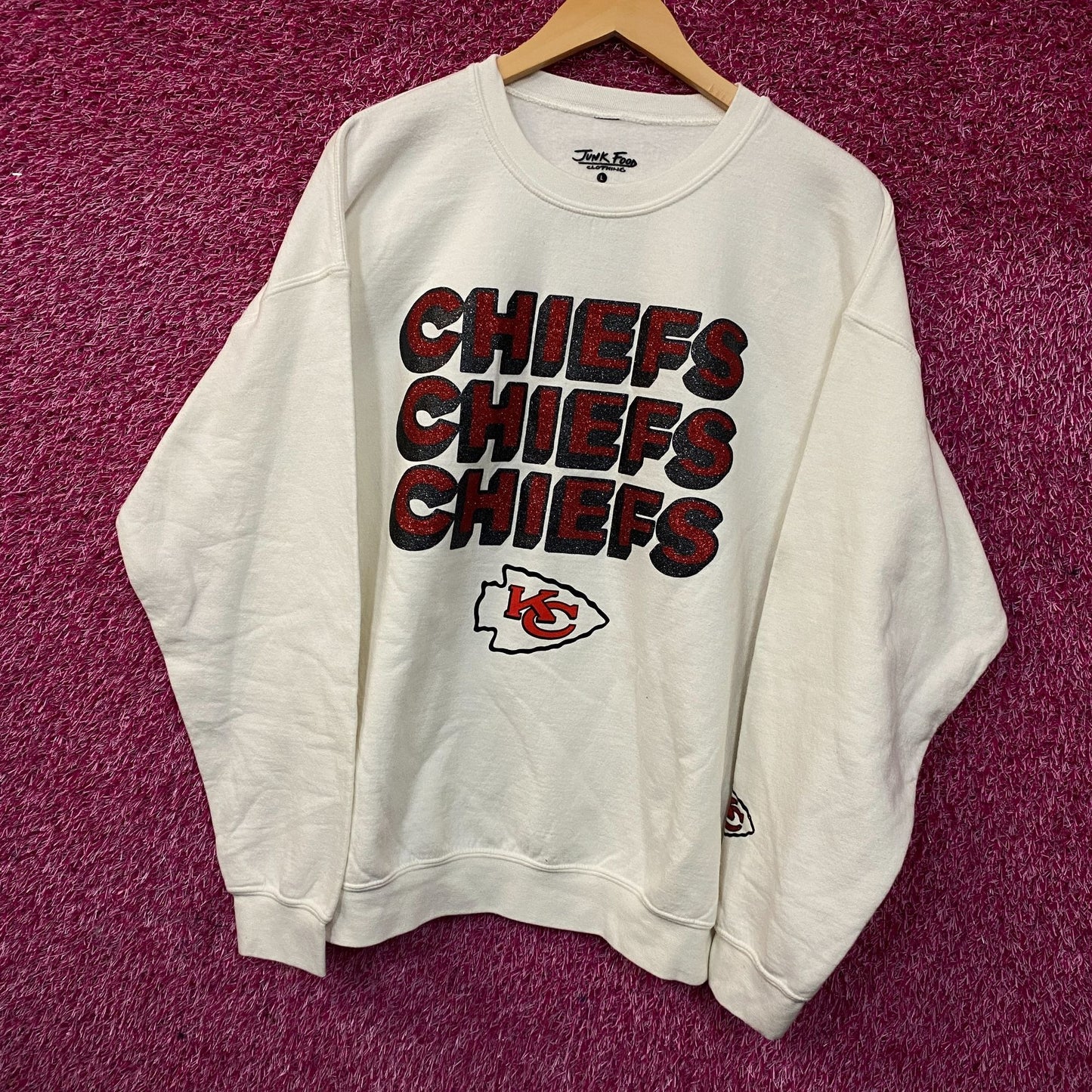 Junk Food Clothing Kansas City Chiefs Repeat Bling Glitter Crewneck Sweatshirt Large