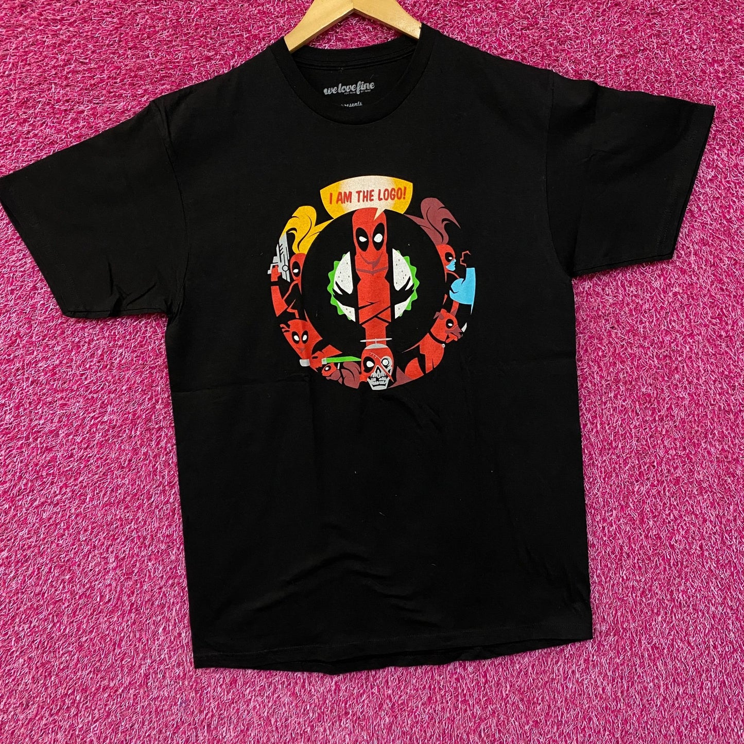 Deadpool I Am the Logo Promo Marvel x We Love Fine T-Shirt L