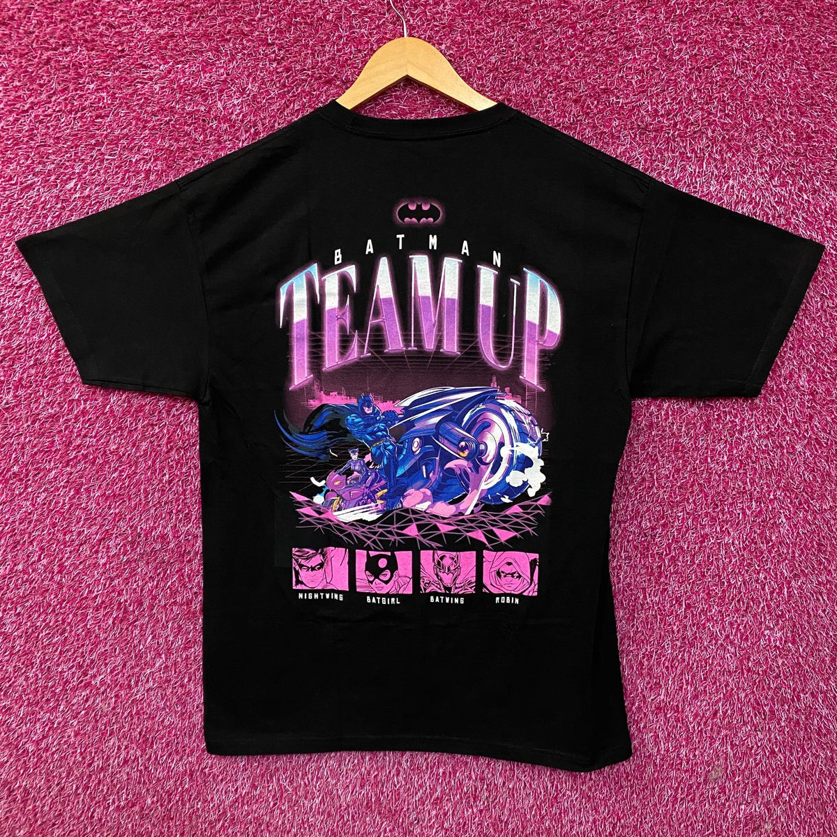 DC Comics Batman Group Team Up Graphic  T-Shirt Large