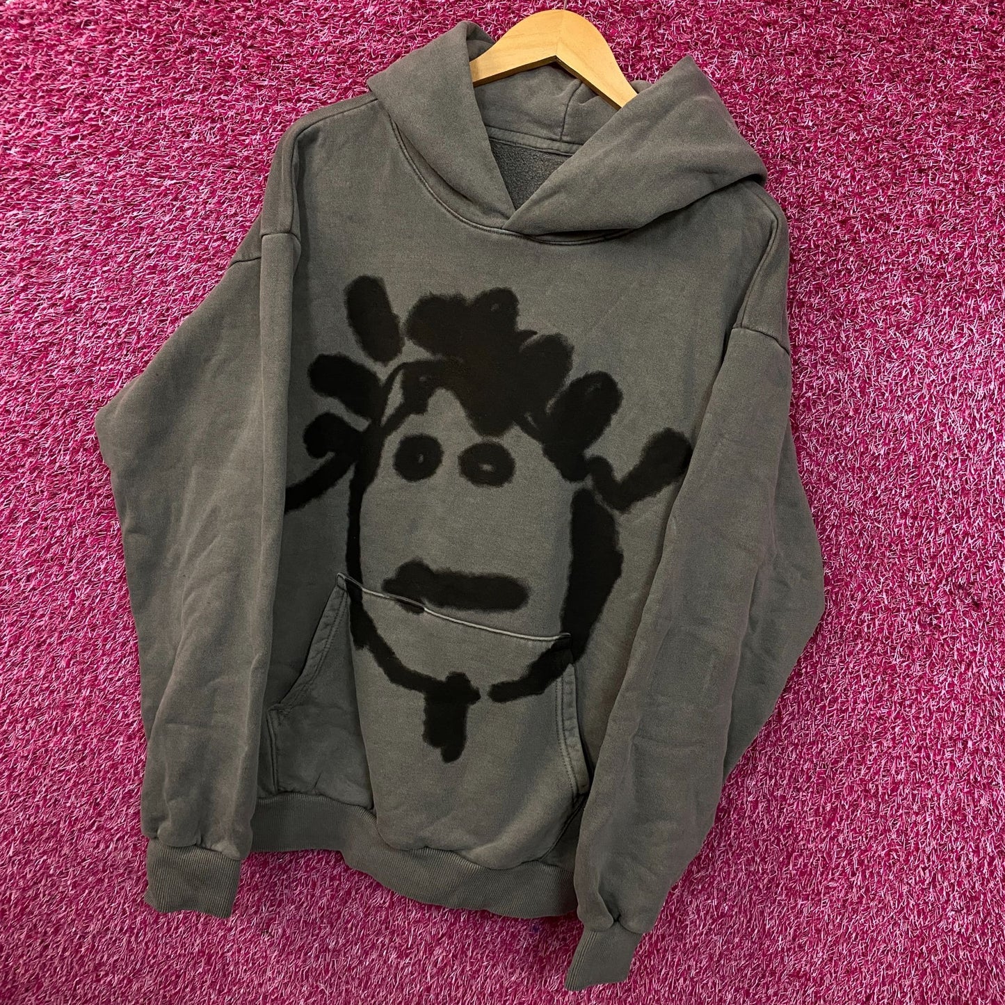 Rihanna Reign R20 "Rhenna" Graphic Pullover Hoodie Large