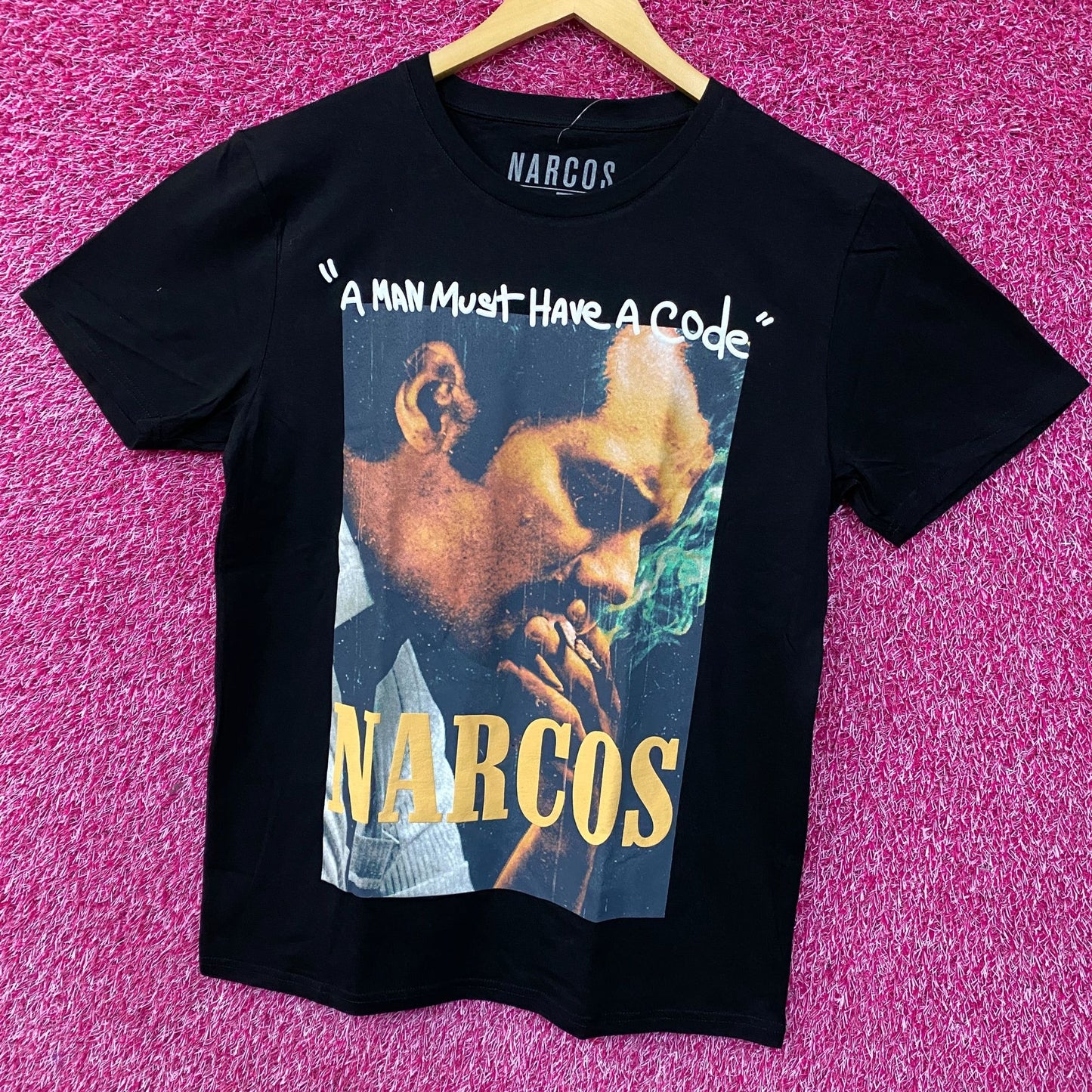 Netflix Narcos Pablo Escobar Tshirr size Large