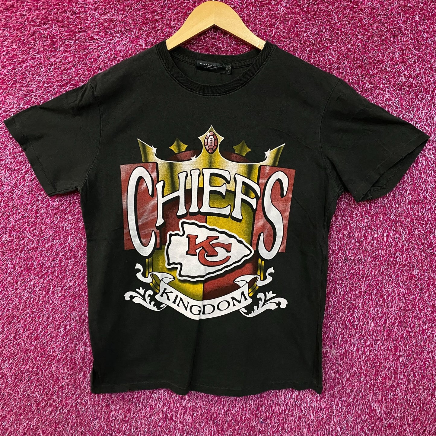Junk Food Clothing Kansas City Chiefs Kingdom Vintage Style T-Shirt Medium