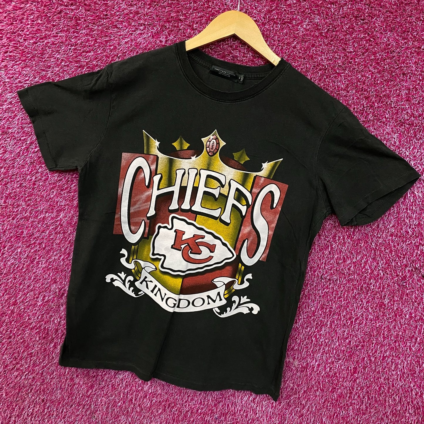 Junk Food Clothing Kansas City Chiefs Kingdom Vintage Style T-Shirt Medium