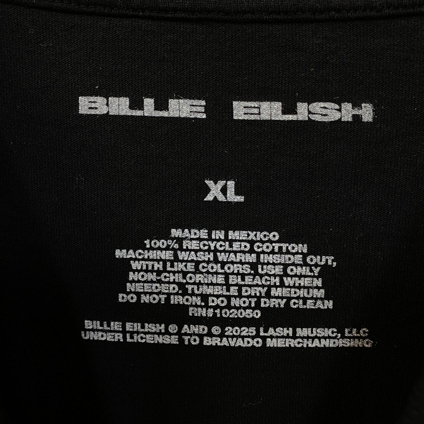 Billie Eilish Stay For The Holidays Graphic T-shirt XL