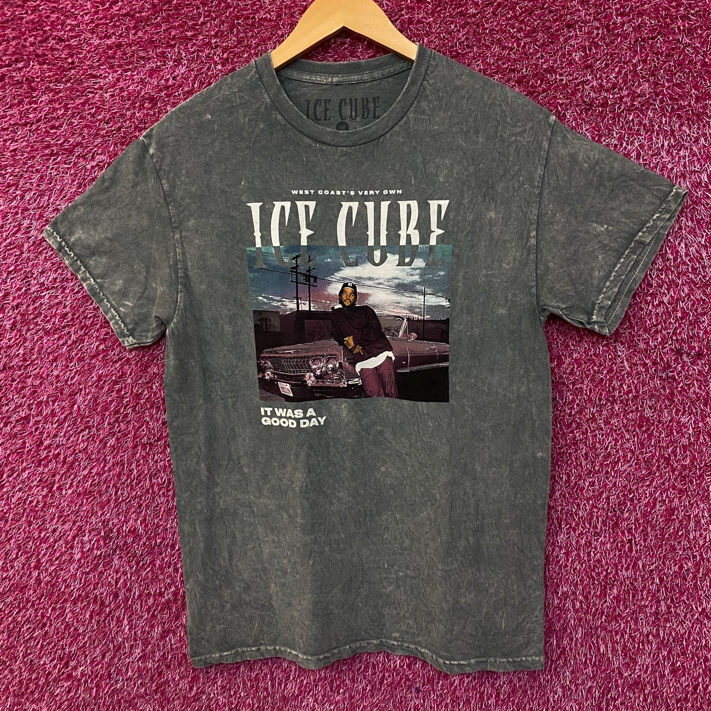 Ice Cube "It Was a Good Day" Graphic T-Shirt Medium