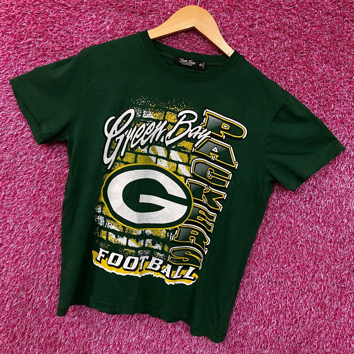 Junk Food Clothing NFL Green Bay Packers Brick Vintage Style Women's T-Shirt XS