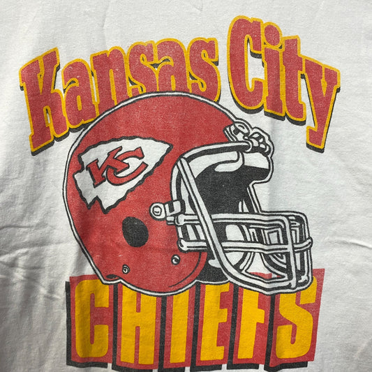 NFL Kansas City Chief Vintage Style Helmet Logo Football T-Shirt Large