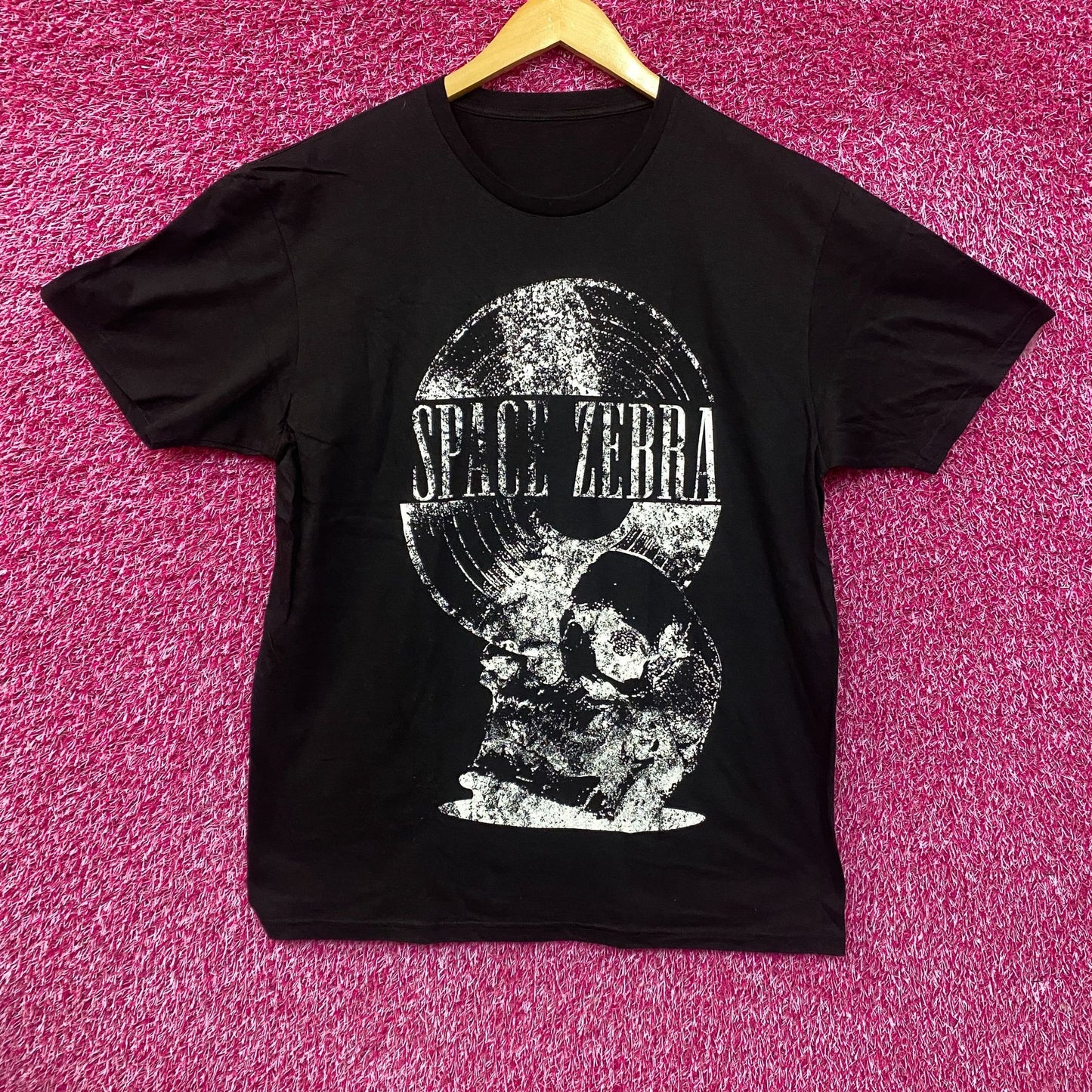 Space Zebra Broken Records Rock Band T-Shirt Large