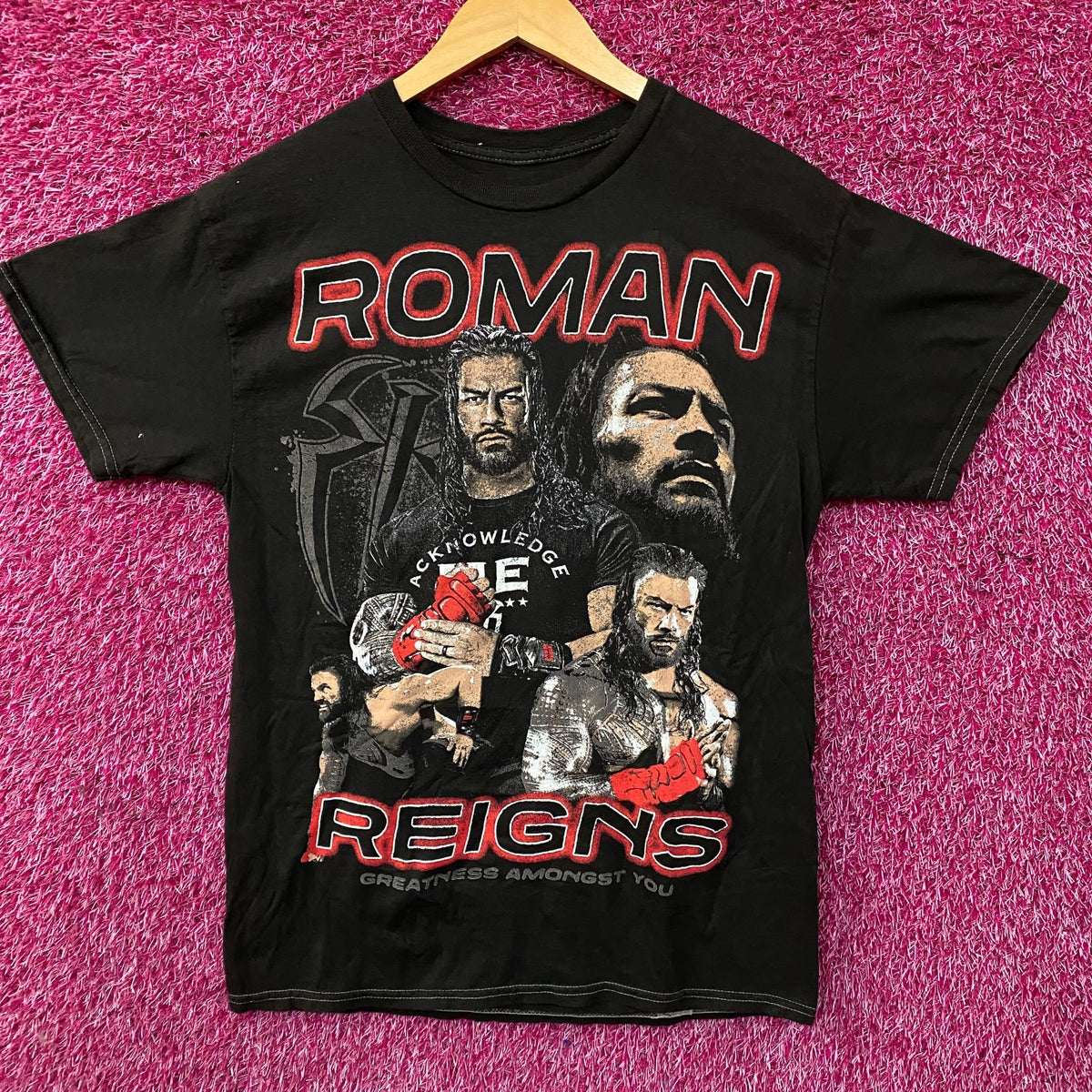 WWE Roman Reigns "Greatness Amongst You" Graphic T-Shirt Medium