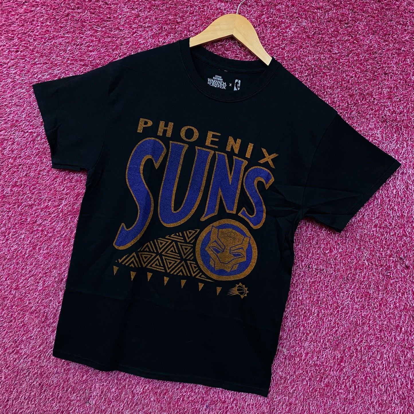 Junk Food Phoenix Suns NBA x Marvel Black Panther Wakanda Forever T-Shirt Medium