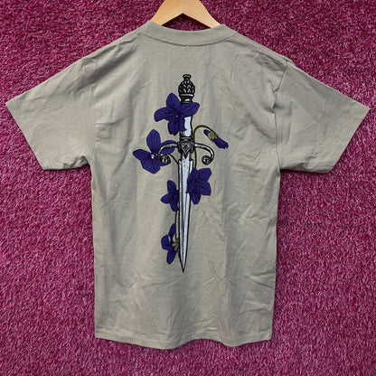 The Empyrean Fourth Wing Violent Little Thing Graphic T-Shirt XS
