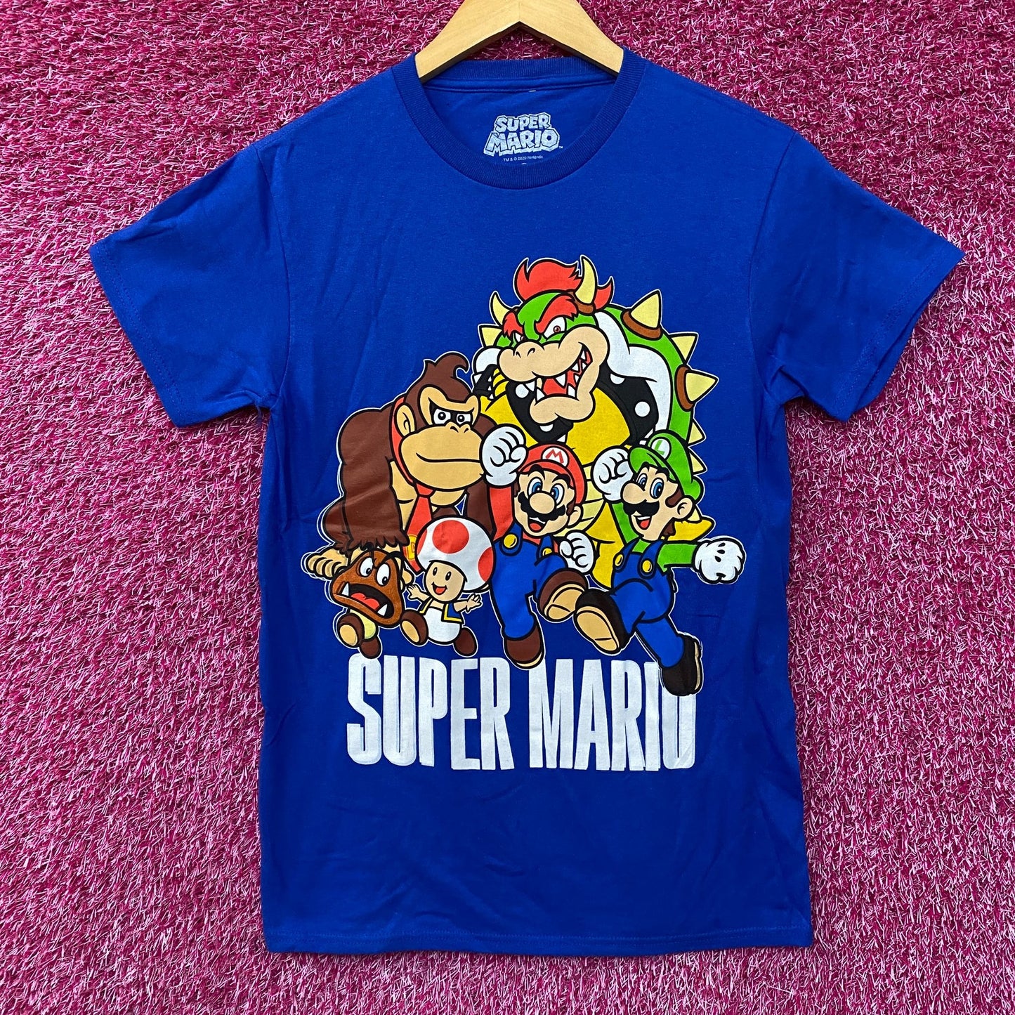 Nintendo Super Mario Brothers Game Characters T-Shirt Small