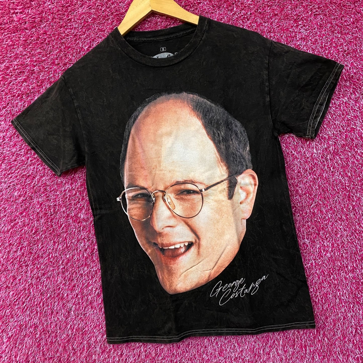 Seinfeld George Costanza Graphic T-Shirt Small
