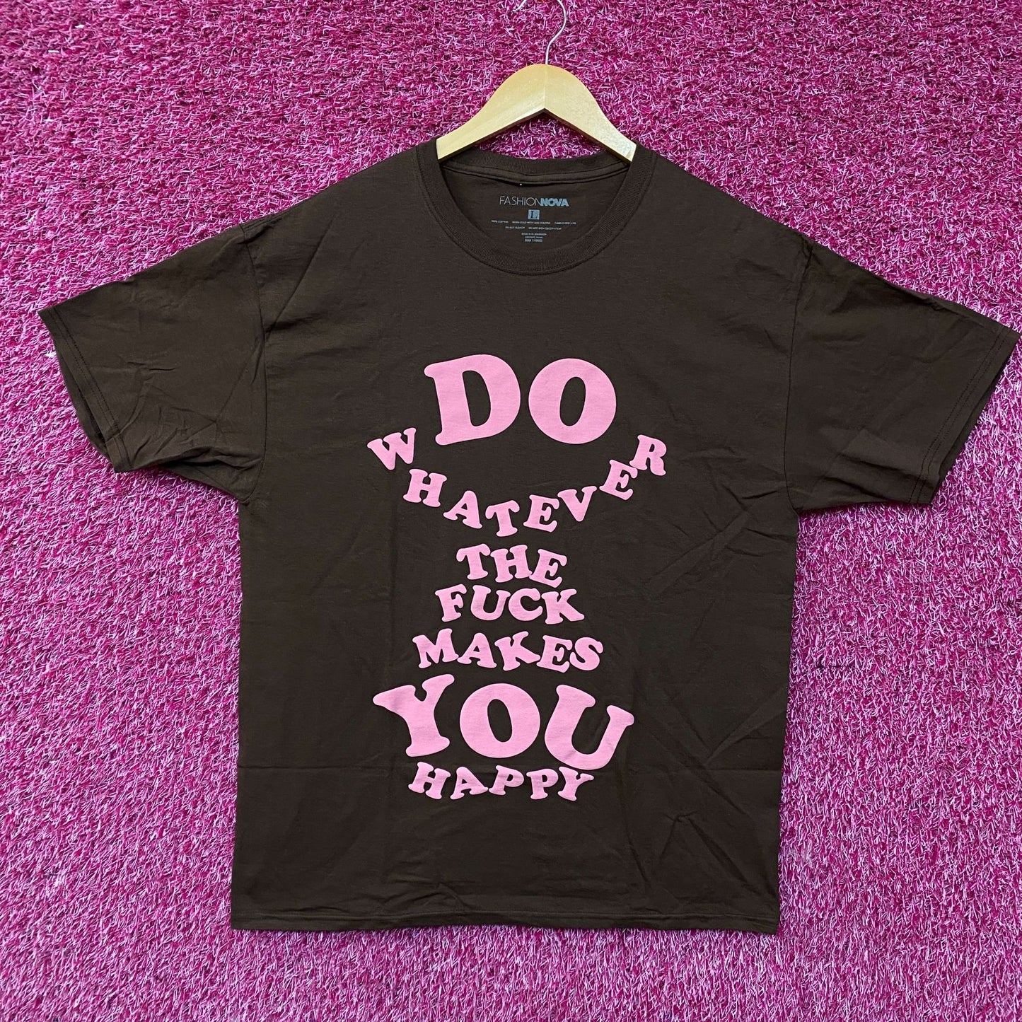 Fashion Nova Whatever Makes You Happy Graphic T-Shirt Large