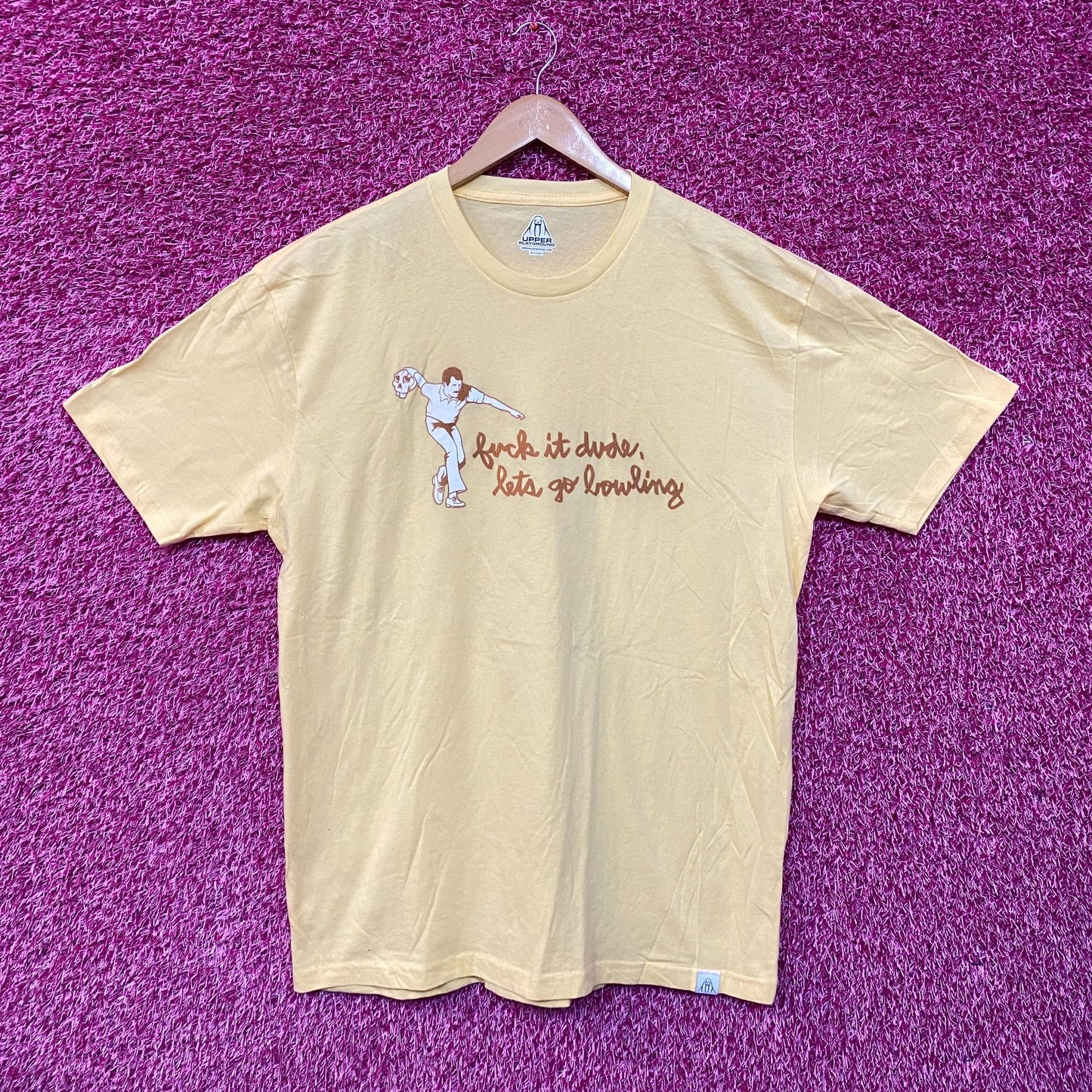The BIg Lebowski Were Going Bowling Yellow Tshirt size Large