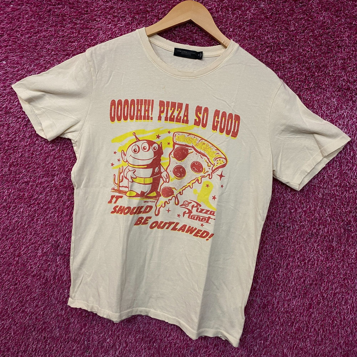 Junk Food Toy Story Pizza Planet Vintage Tee Medium