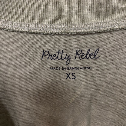 Pretty Rebel Rose Graphic Crop Top XS