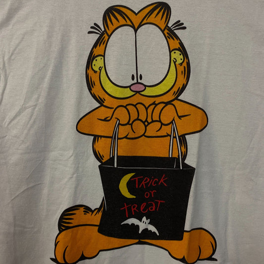 Garfield Trick Or Treat Cartoon Graphic T-Shirt Medium