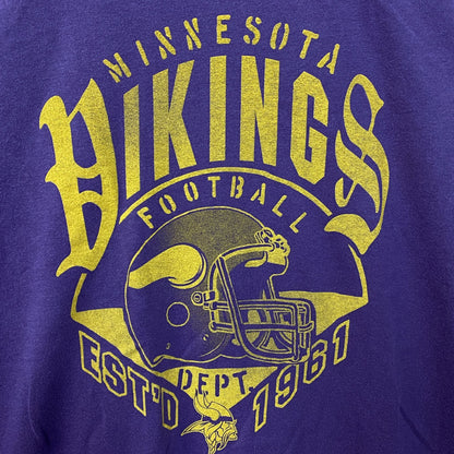 Junk Food Minnesota Vikings Football Helmet Women's Tee size XL