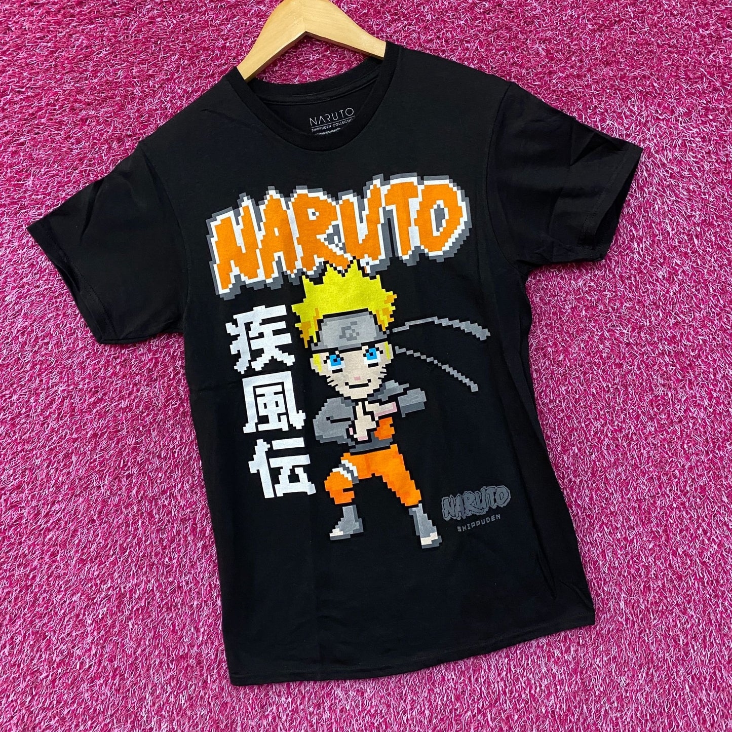 Naruto Shippuden 8-Bit Anime tshirt size Small