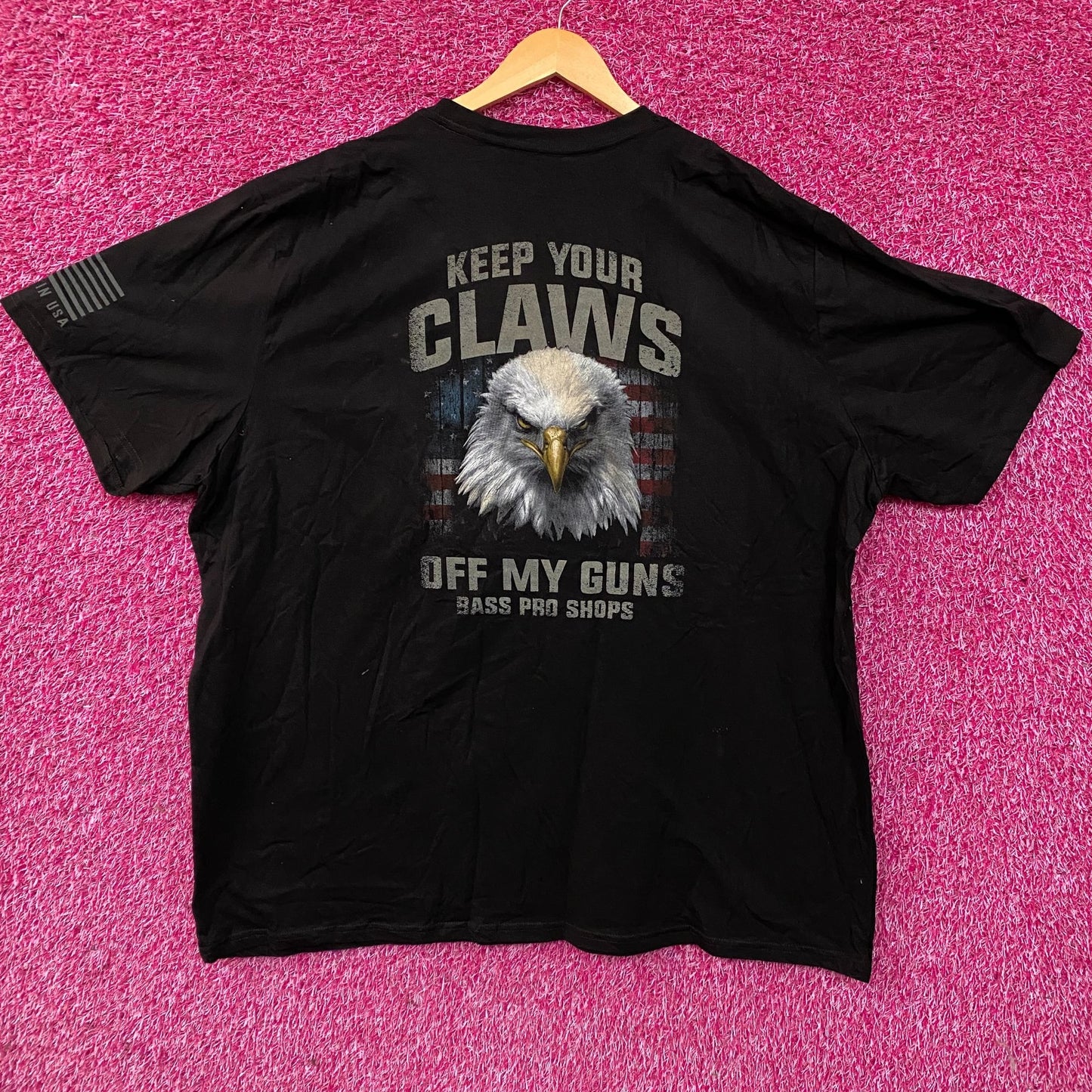 Bass Pro Shops "Claws Off My Guns" Graphic T-Shirt 4XL