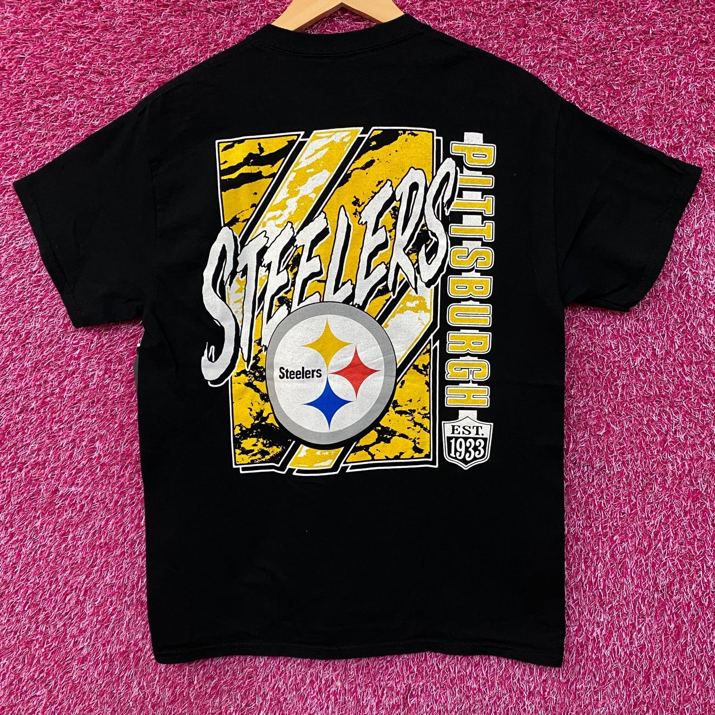 Junk Food Clothing NFL Pittsburgh Steelers Shift T-Shirt Small