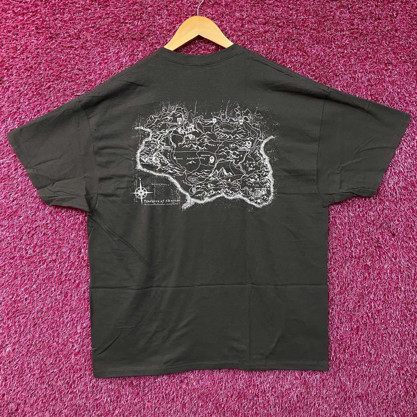 The Elder Scrolls V: Skyrim Logo Graphic T-Shirt XL