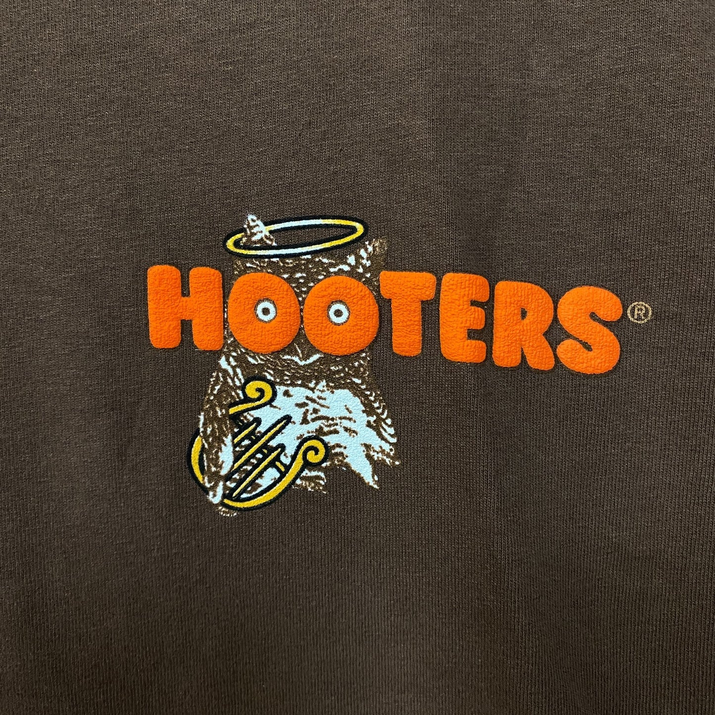 Hooters "Where Angels Get Their Wings!" Graphic T-Shirt Medium