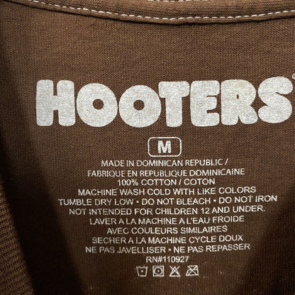 Hooters "Where Angels Get Their Wings!" Graphic T-Shirt Medium