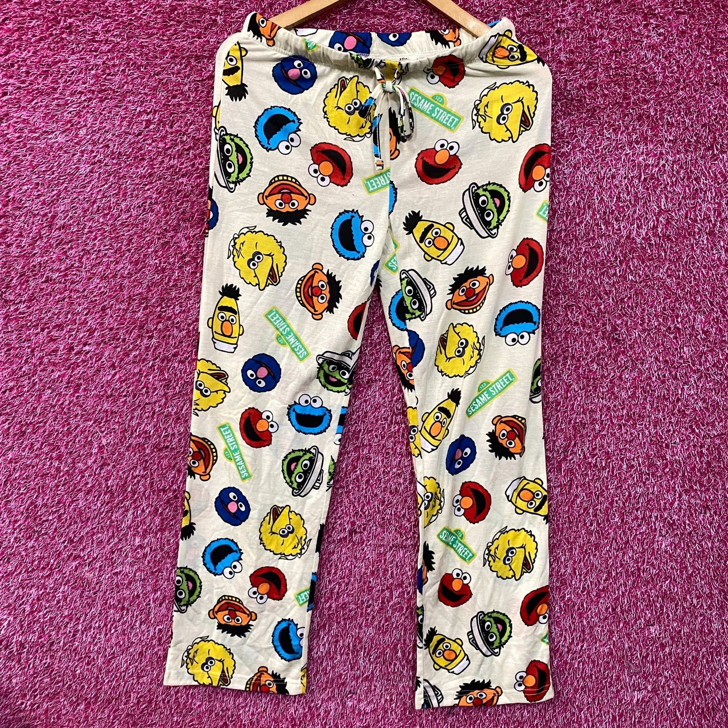 Sesame Street Character-Print Lounge Pajama Pants Small