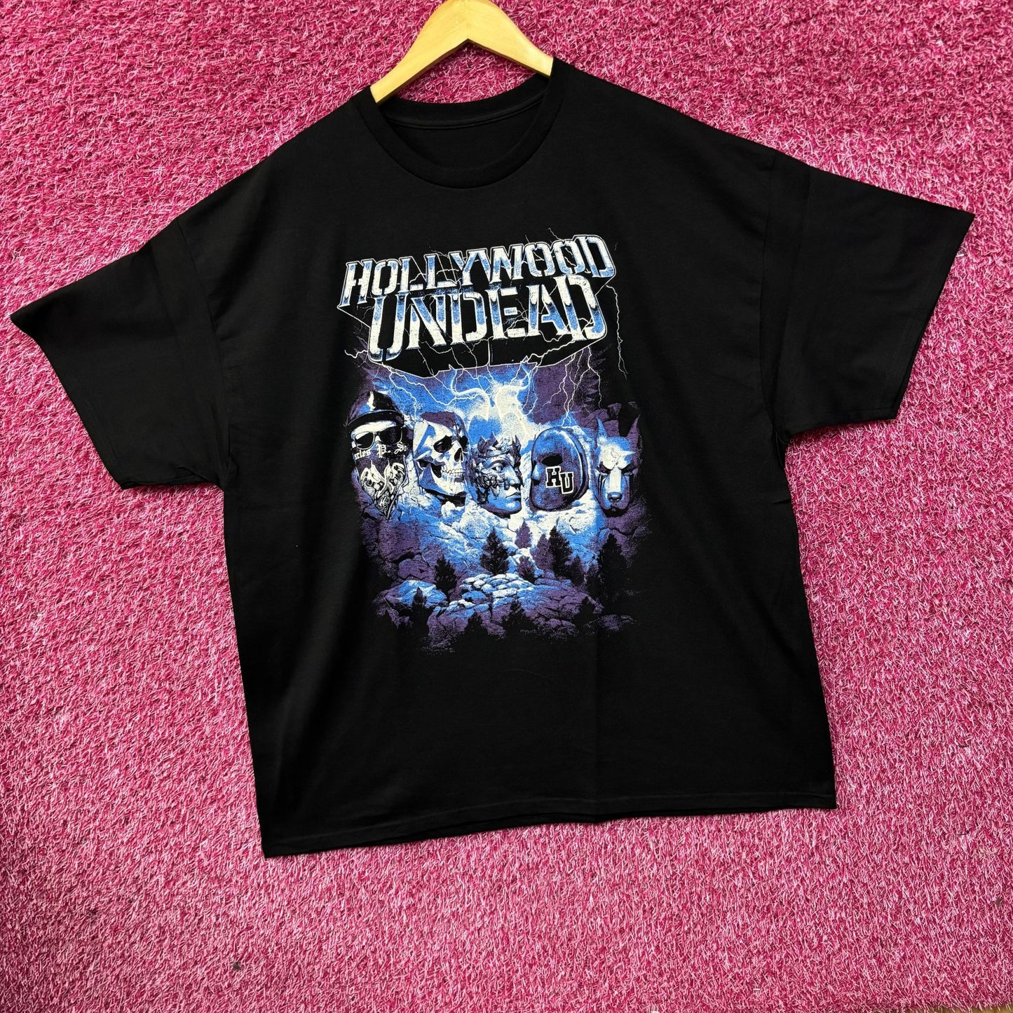 Hollywood Undead Mount Crush More Black T-Shirt XL