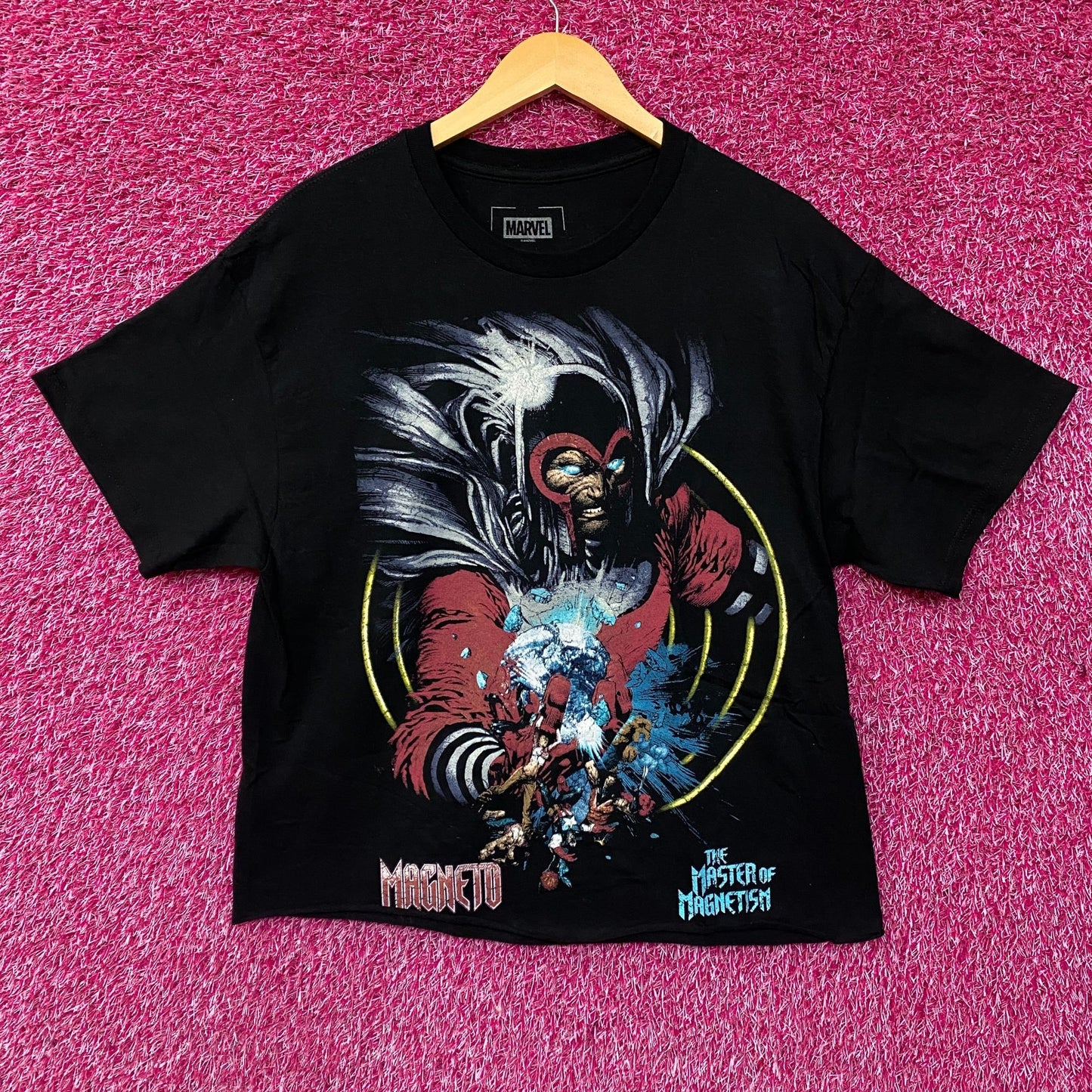 Marvel Magneto The Master Of Magnetism Crop T-Shirt Small