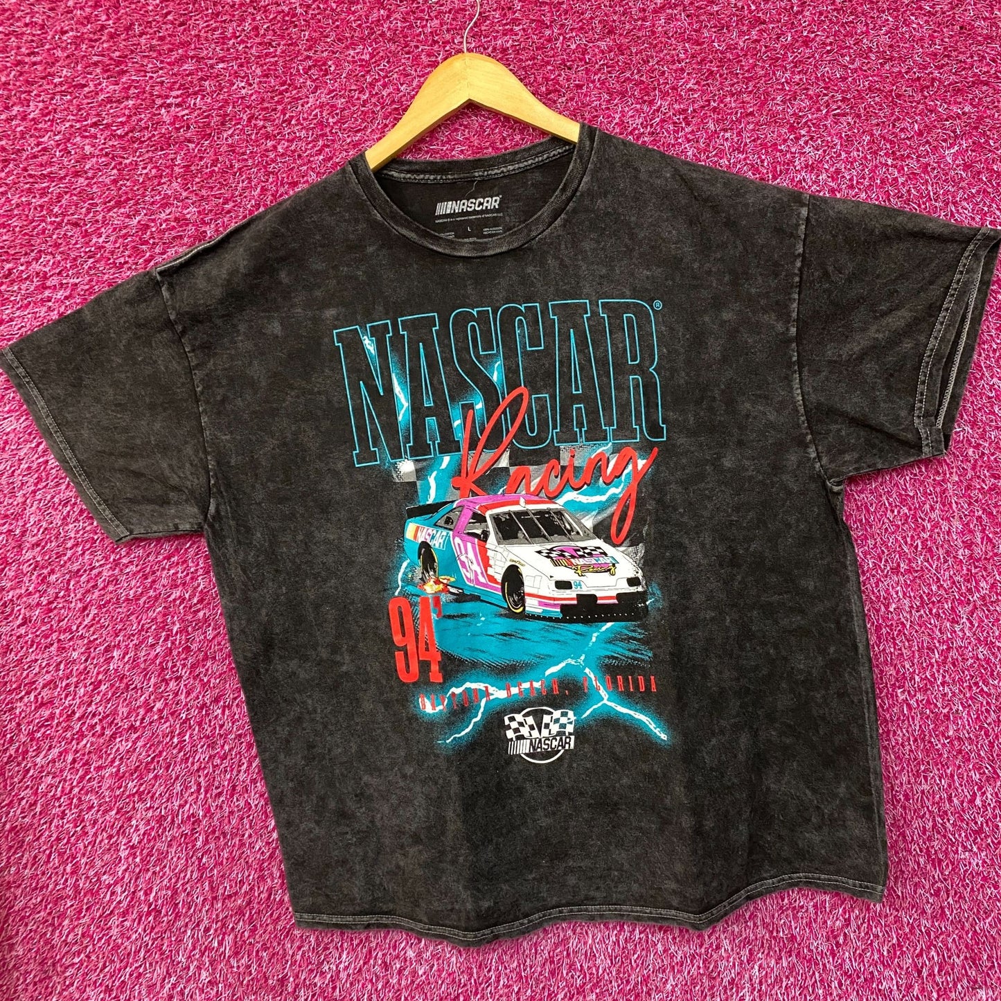 Nascar Racing When Lightning Strikes tshirt size Large