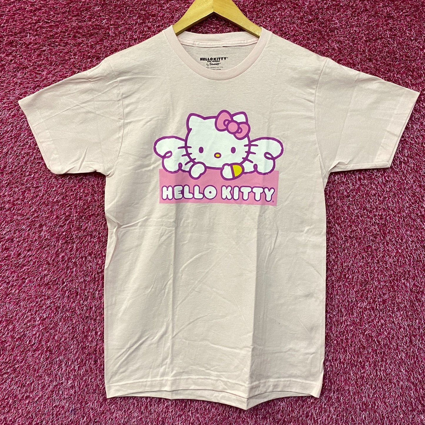 Sanrio Hello Kitty Angel Wings Pink T-Shirt Medium