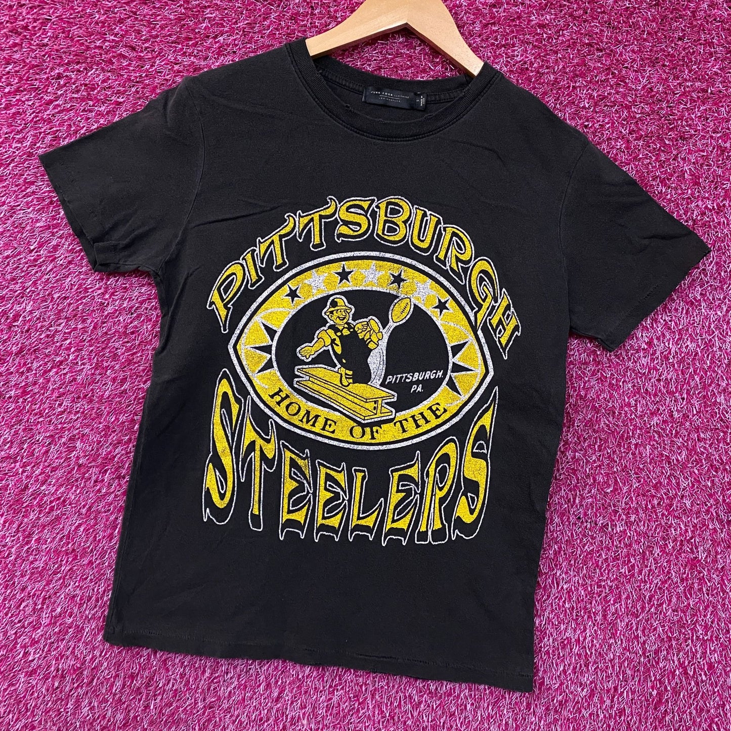 Junk Food Clothing Pittsburgh Steelers Home Vintage Women's Tee Small